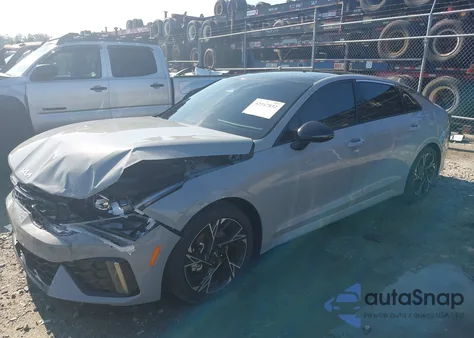 2025 Kia K5 Gt-Line z USA, uszkodzony, nr VIN KNAG64J79S5382225